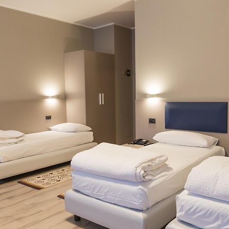 Albergo Montenegro มาเนียโก ภายนอก รูปภาพ