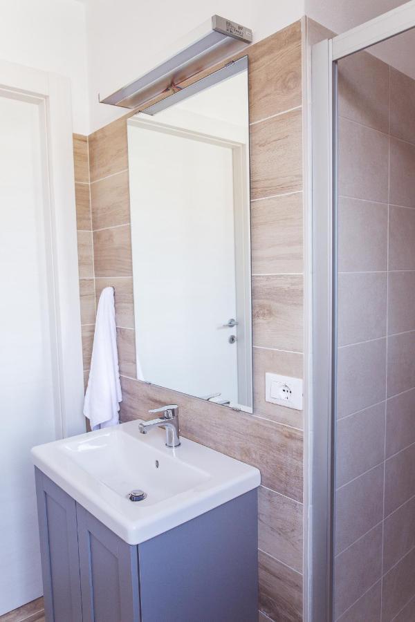 Albergo Montenegro มาเนียโก ภายนอก รูปภาพ
