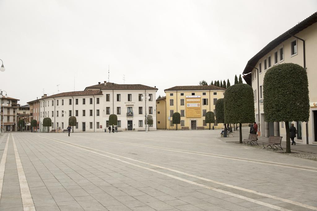 Albergo Montenegro มาเนียโก ภายนอก รูปภาพ